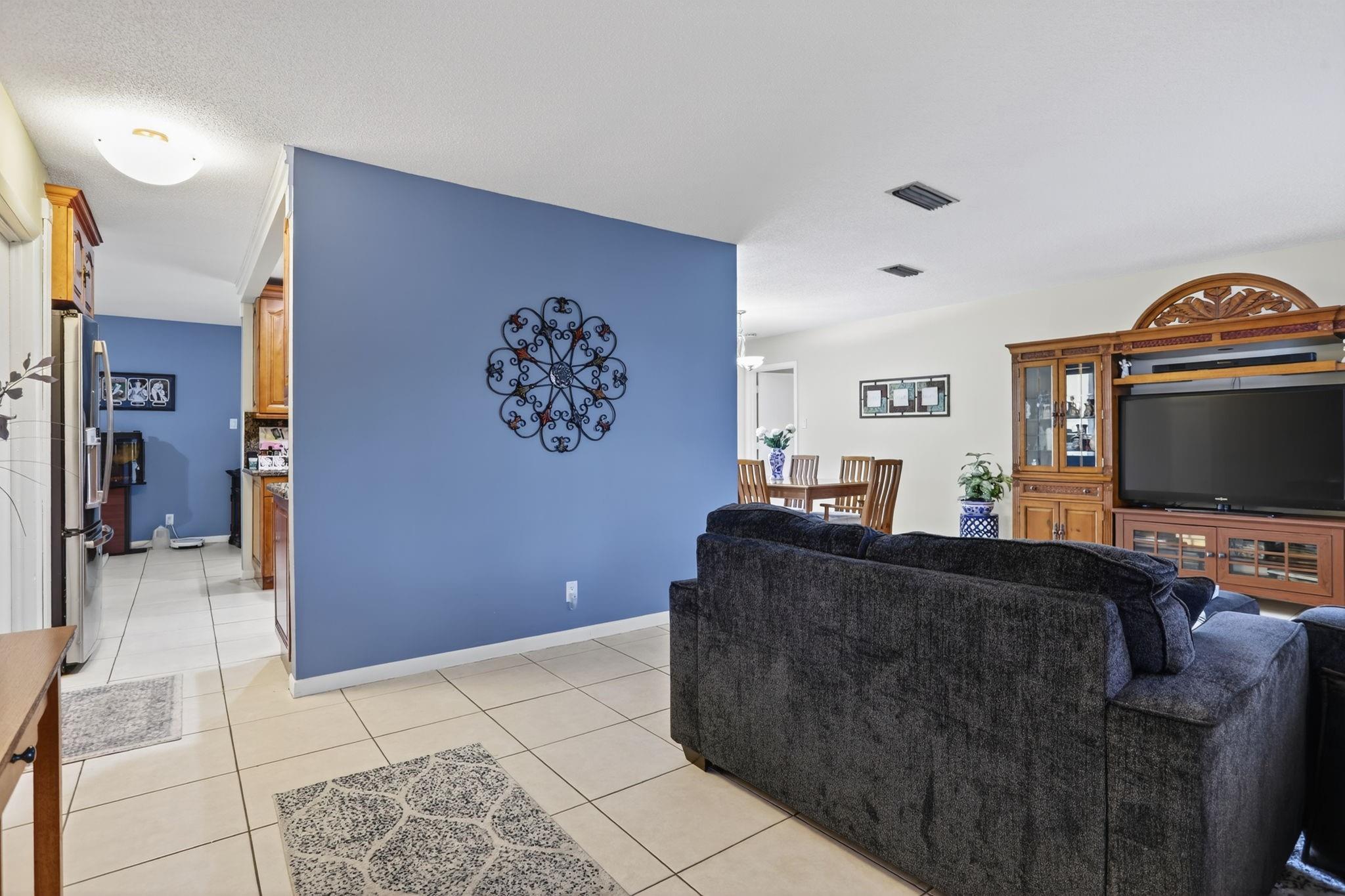 Paradise Gardens Sec 3 72 - Residential