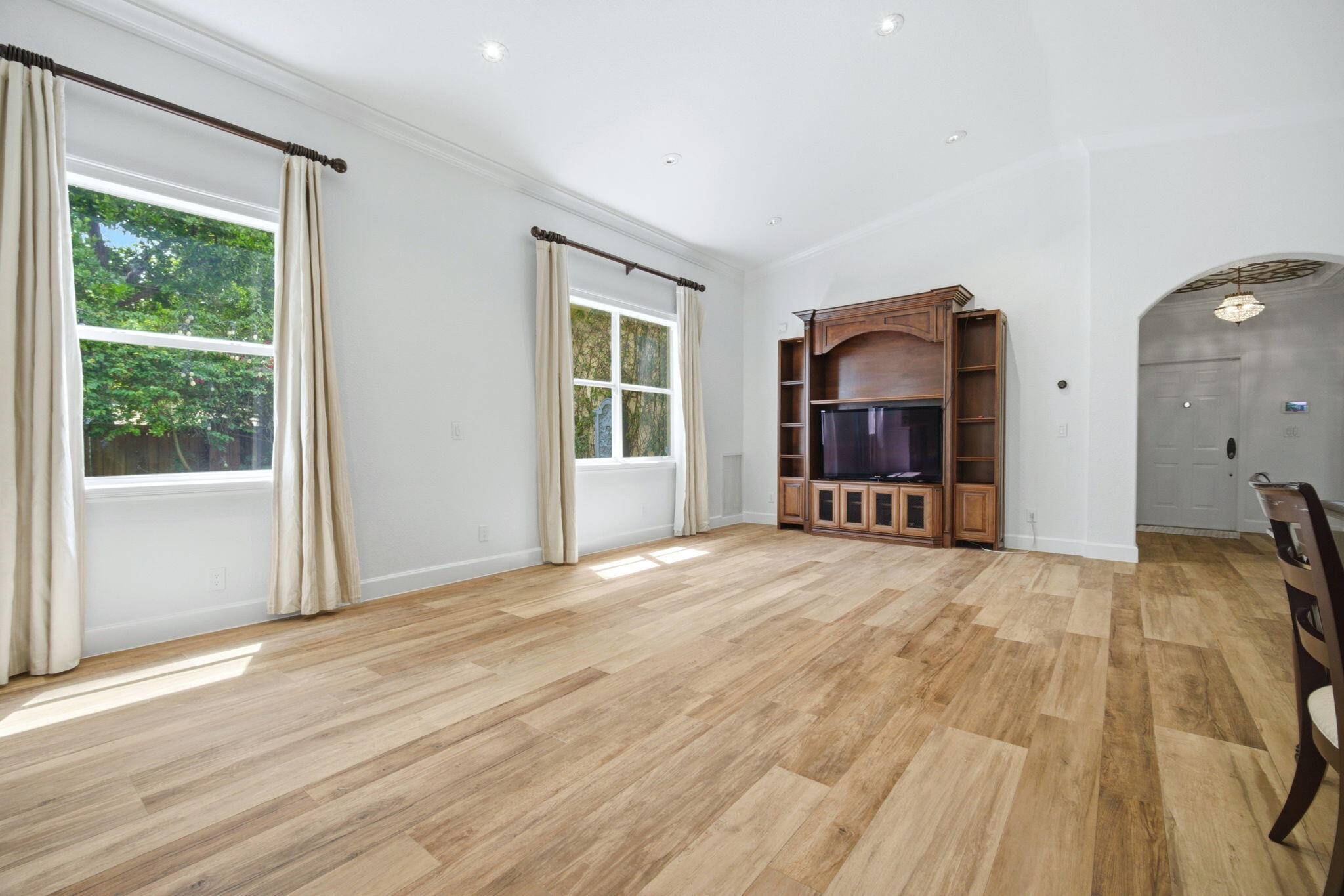 SANTORINI AT VIZCAYA - Residential