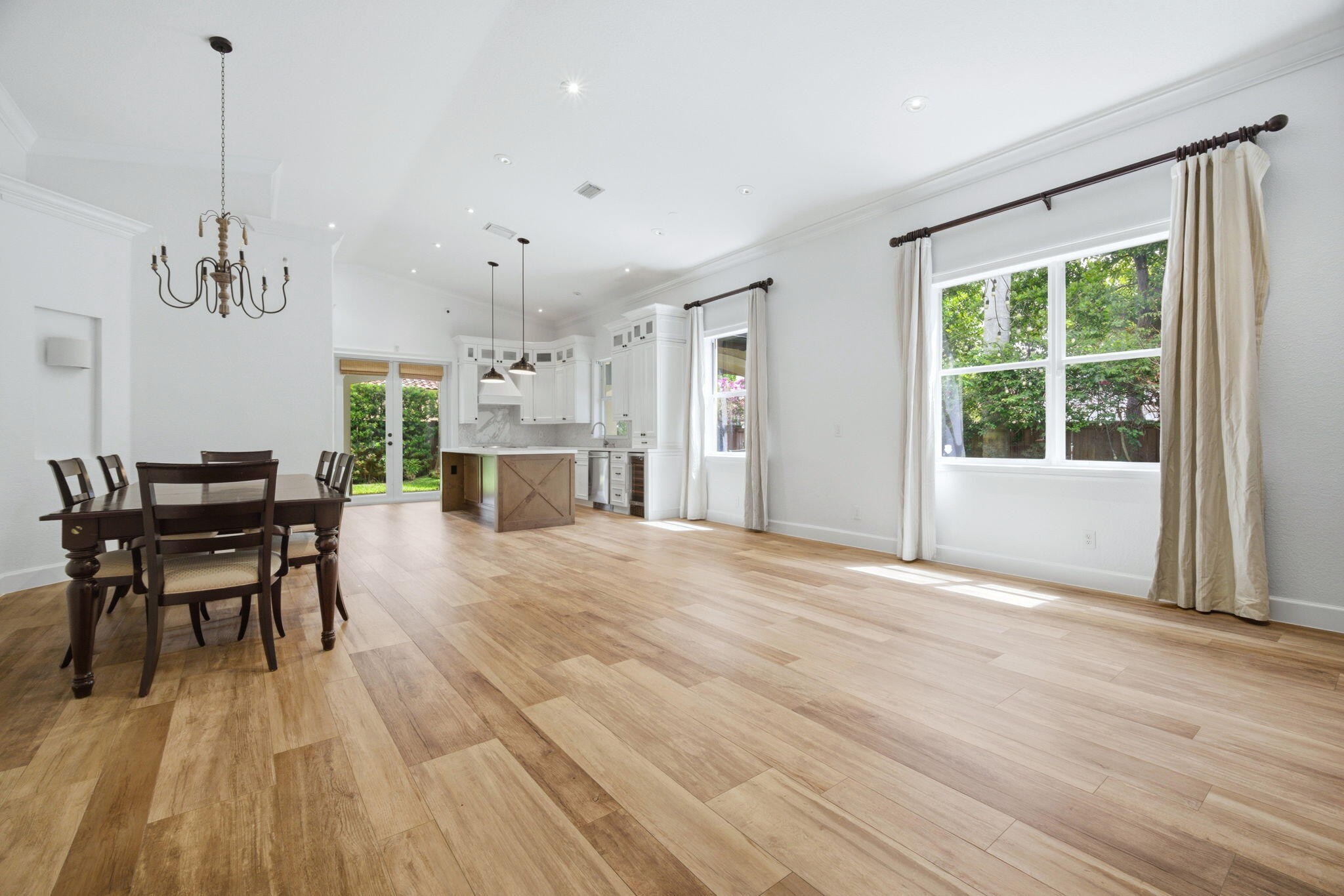 SANTORINI AT VIZCAYA - Residential