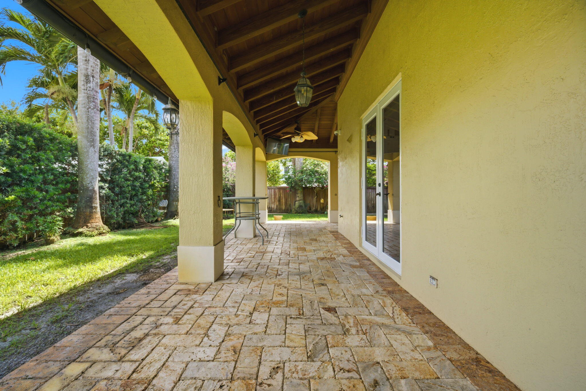 SANTORINI AT VIZCAYA - Residential