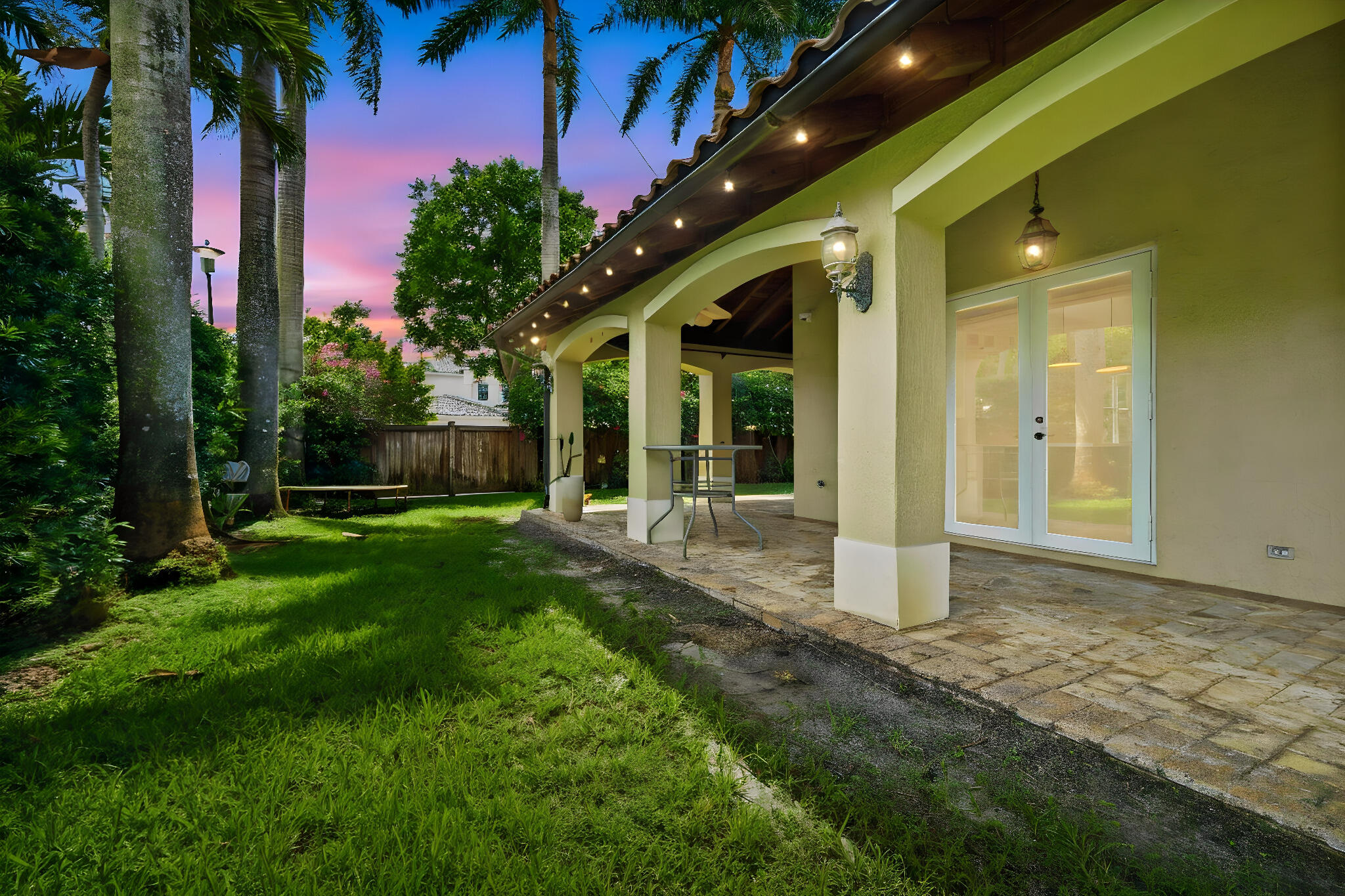 SANTORINI AT VIZCAYA - Residential