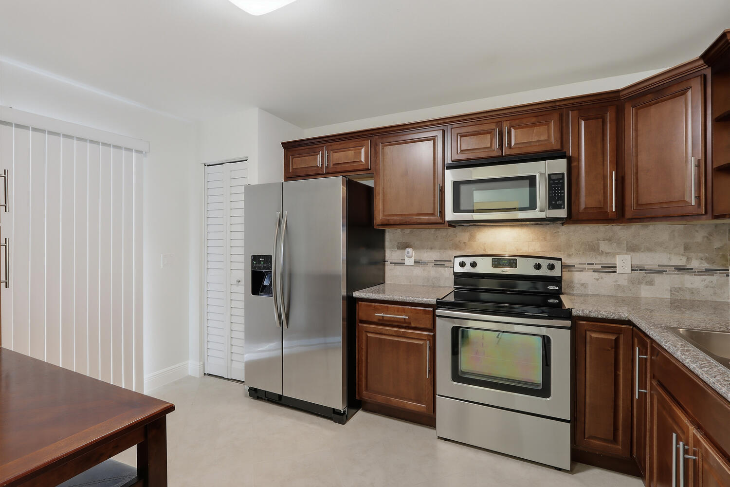 4330 Lucerne Villas Lane