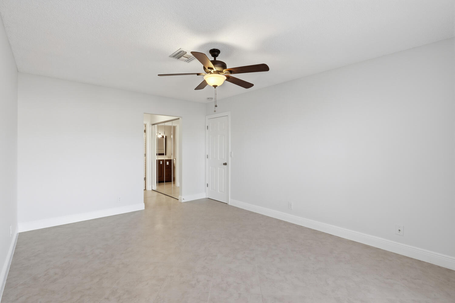 VILLAS AT LUCERNE LAKES I - Residential