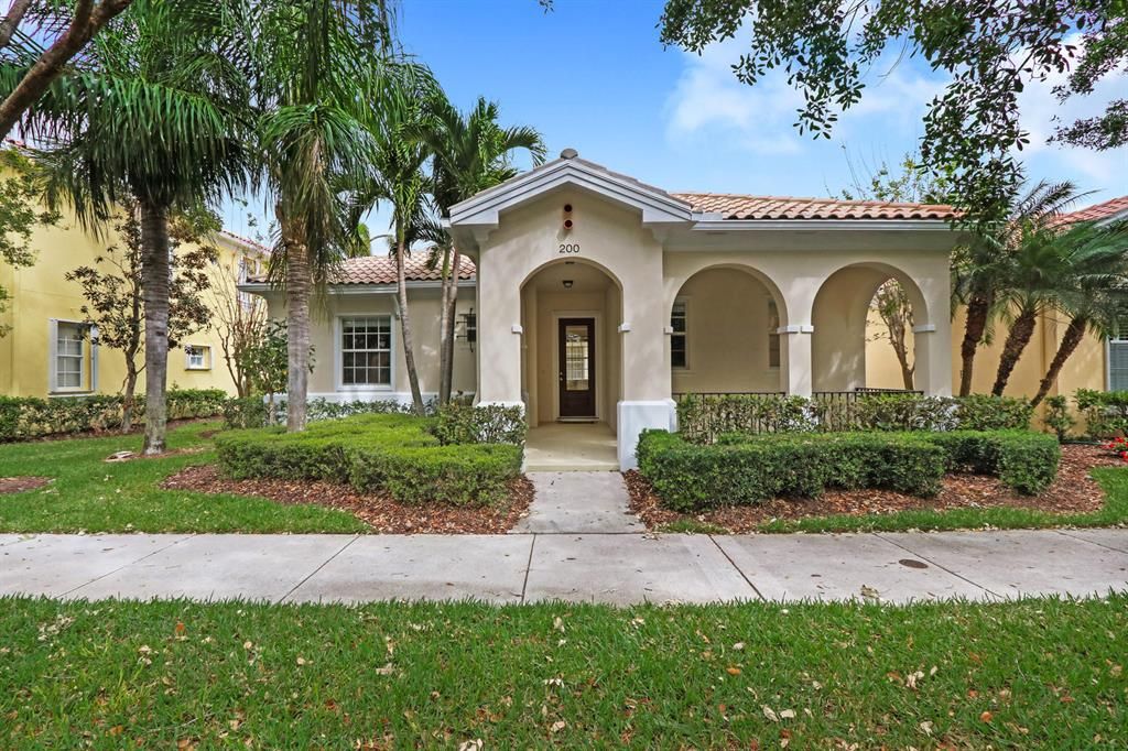 Photo of 200 Florence Drive, Jupiter, FL 33458 (MLS # R10714995)