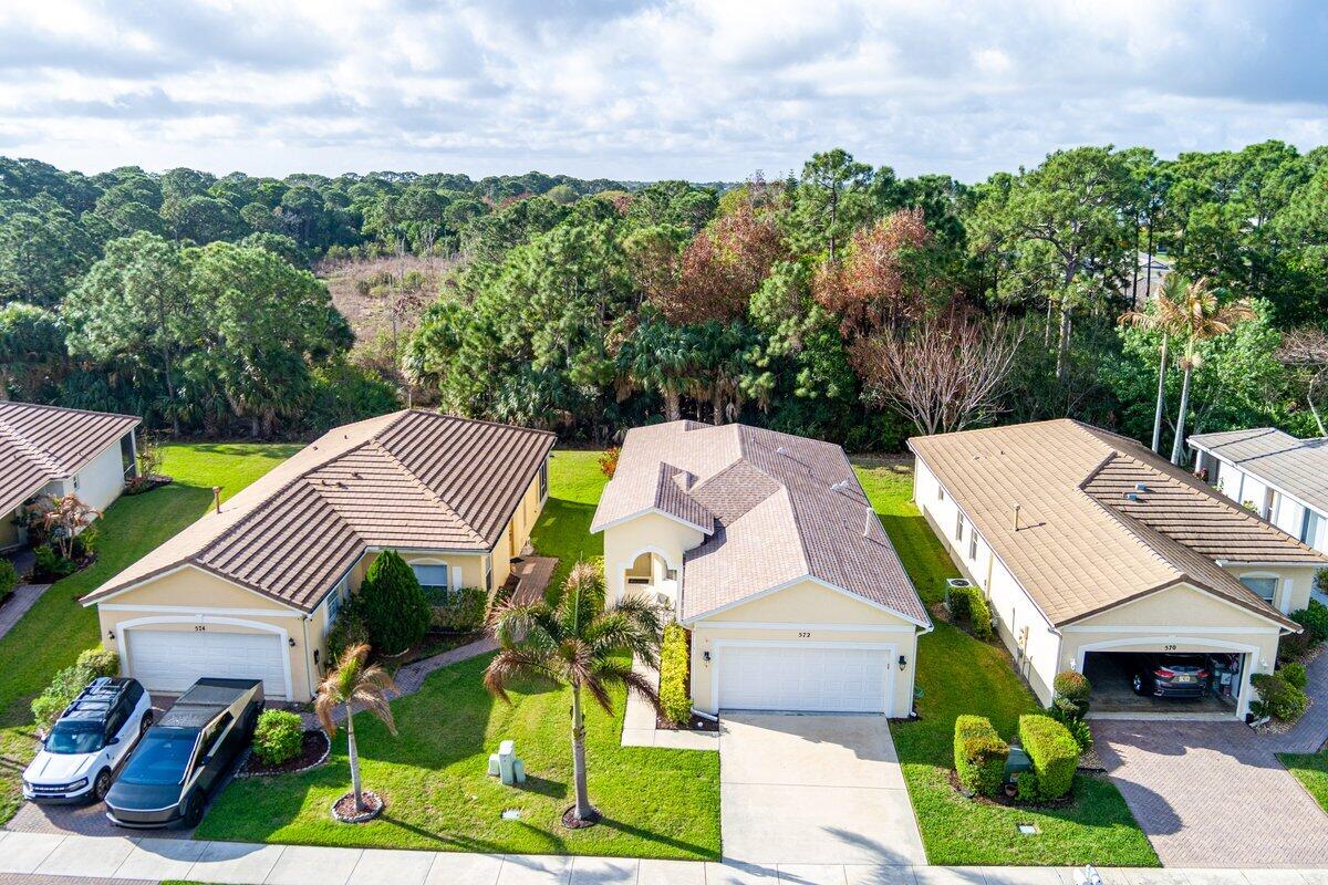 St Lucie West 156 Lakeforest At St Lucie West Viii - Residential