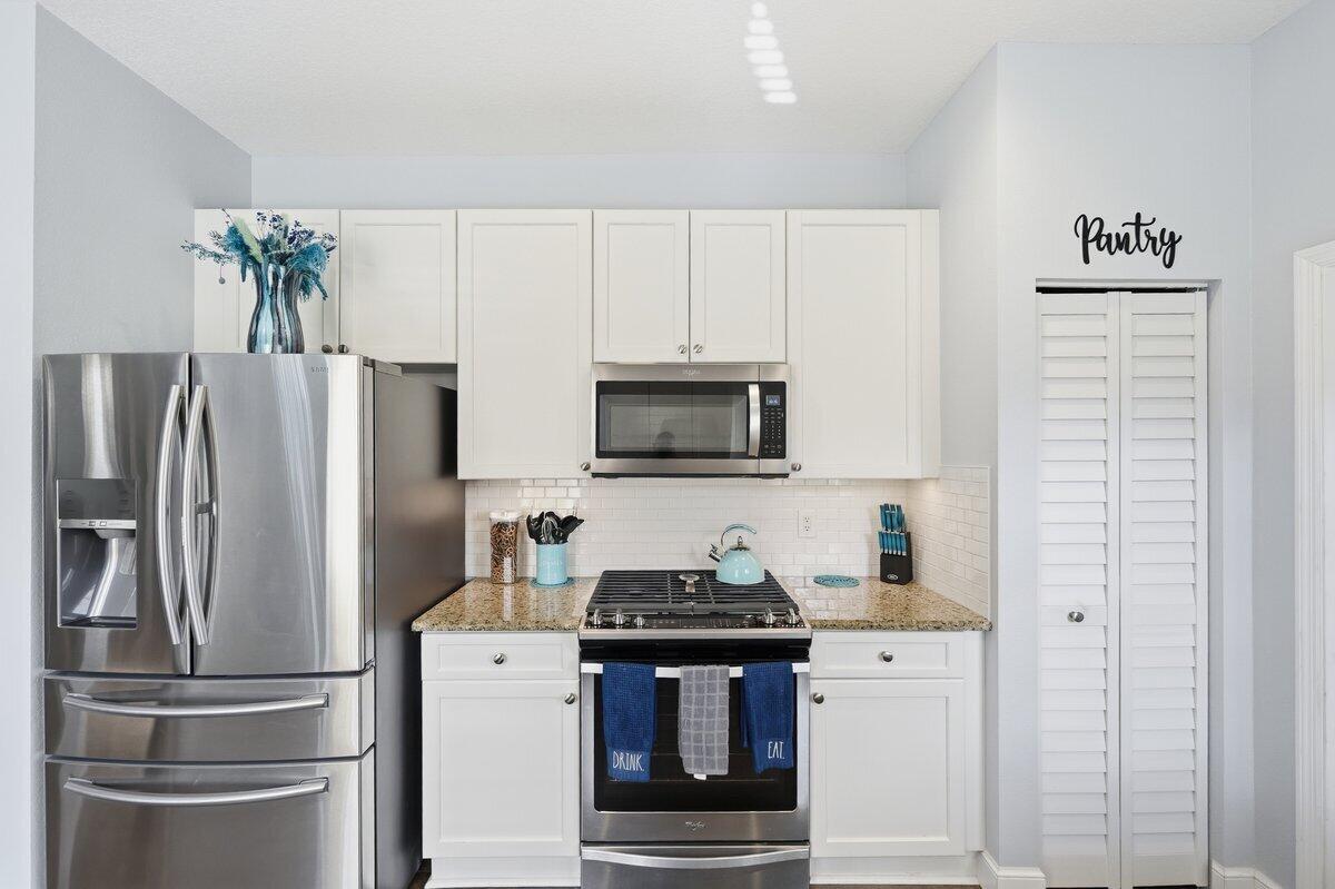 St Lucie West 156 Lakeforest At St Lucie West Viii - Residential