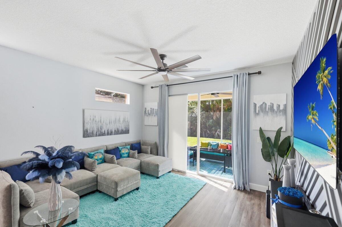 St Lucie West 156 Lakeforest At St Lucie West Viii - Residential