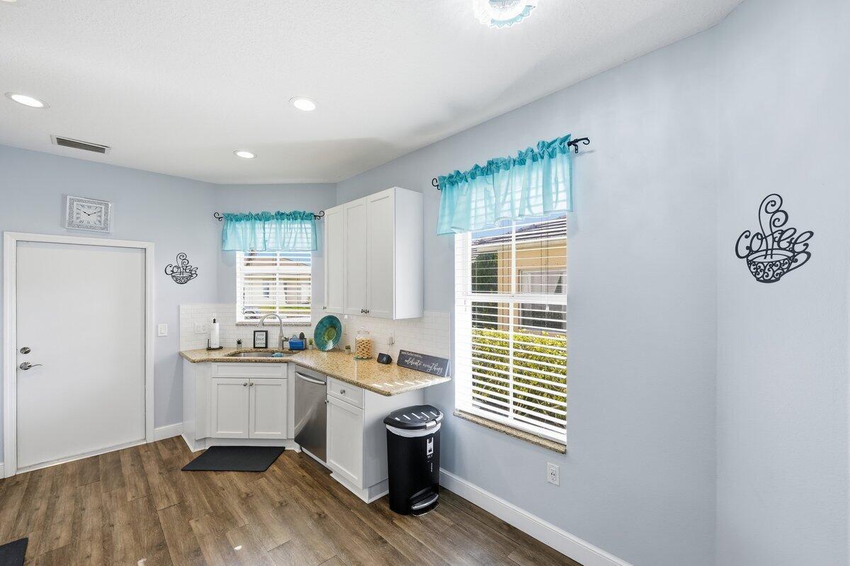 St Lucie West 156 Lakeforest At St Lucie West Viii - Residential