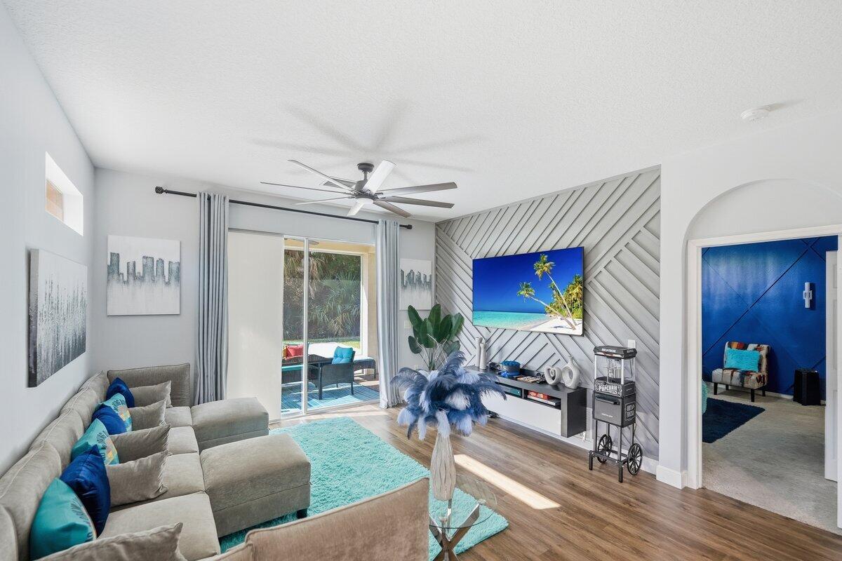 St Lucie West 156 Lakeforest At St Lucie West Viii - Residential