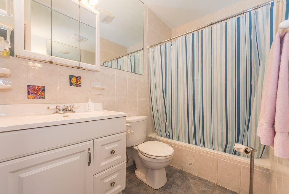 COLONNADES CONDOMINIUM NO - Residential