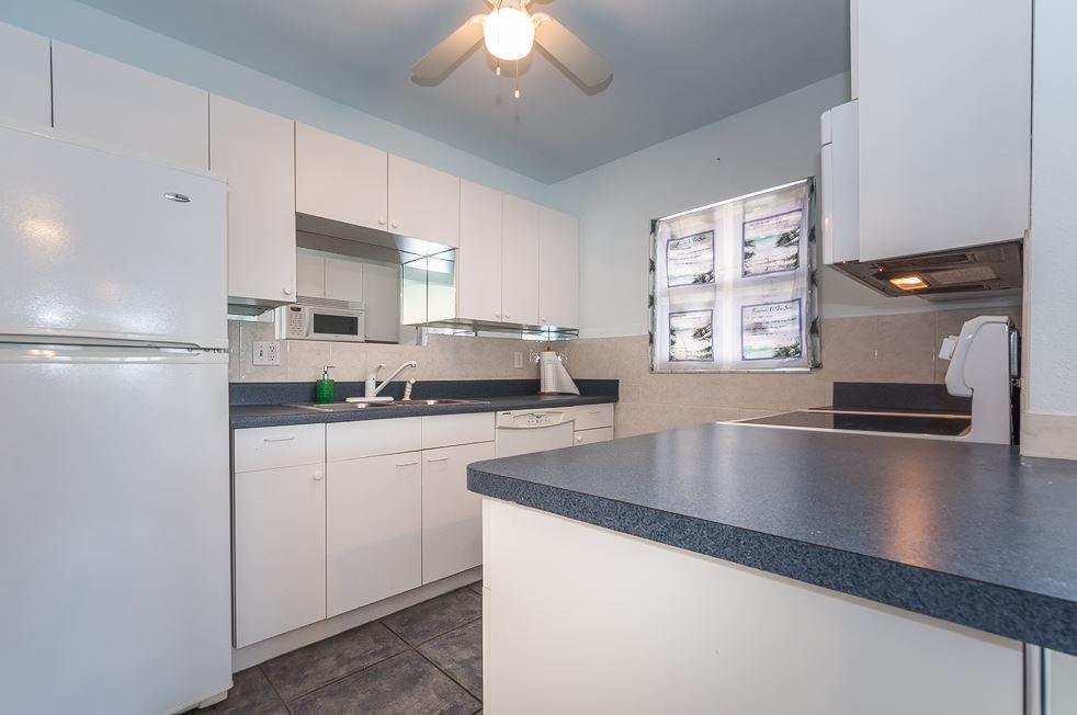 COLONNADES CONDOMINIUM NO - Residential