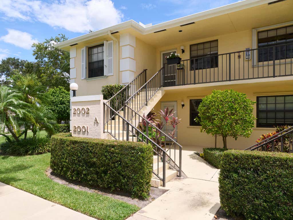 Photo of 2001 Keystone Drive S #A, Jupiter, FL 33458 (MLS # B26058868)