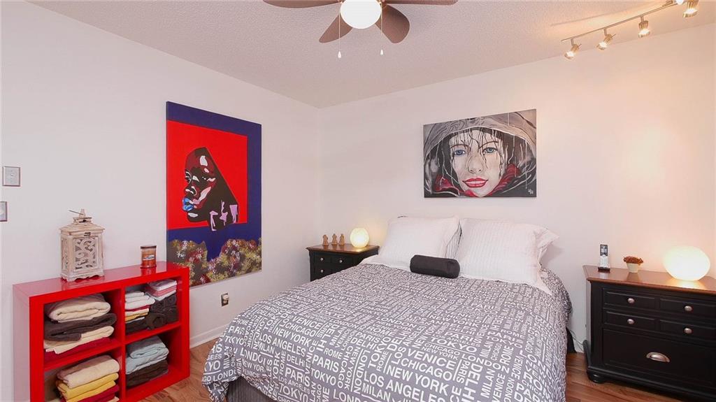 SUNRISE LAKES - Residential