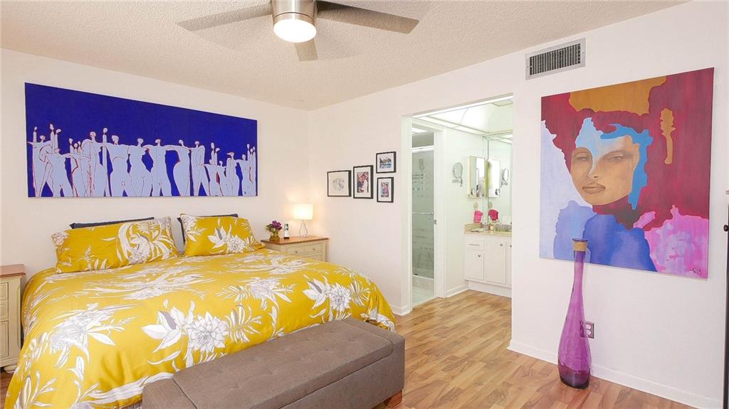 SUNRISE LAKES - Residential