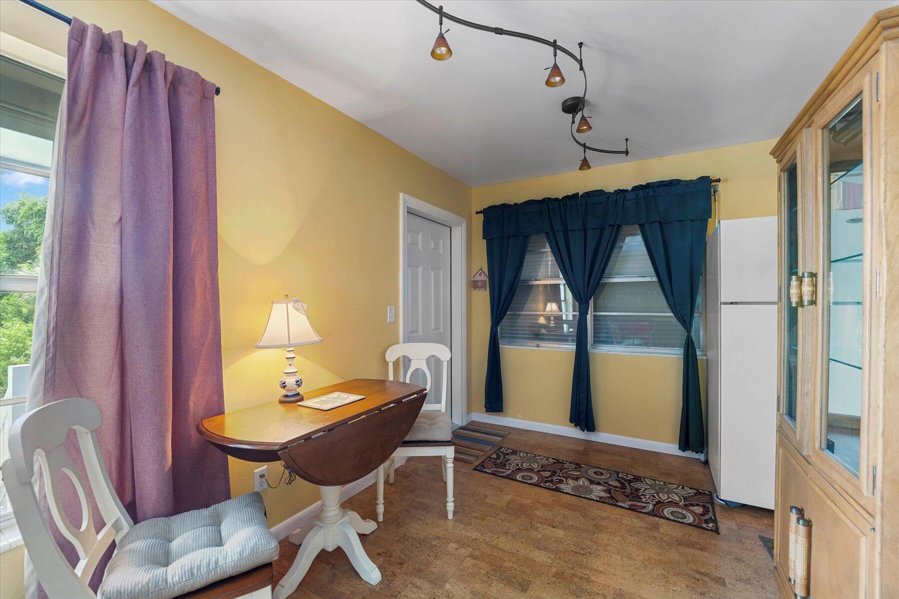 CEDAR POINTE CONDO - Residential