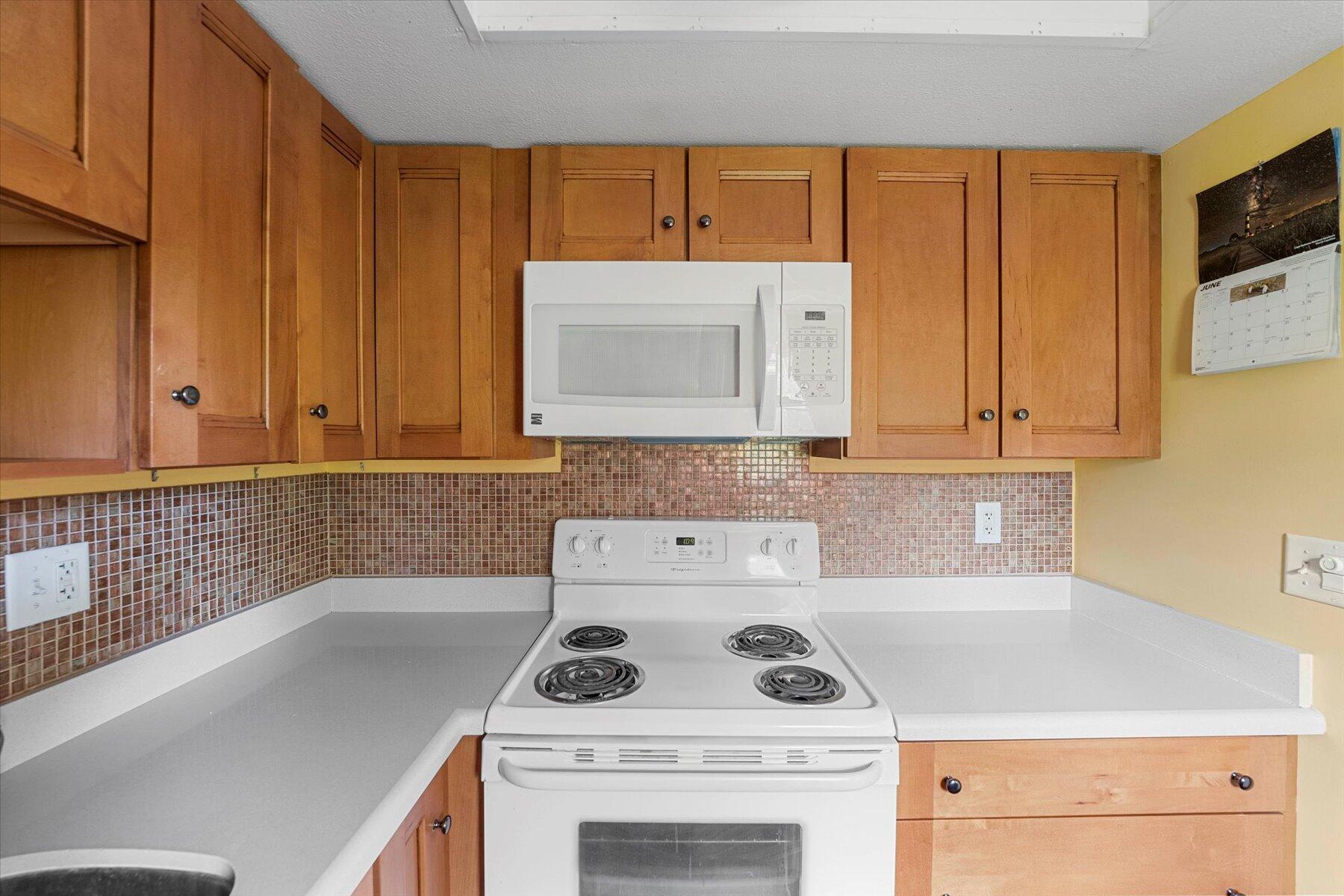 CEDAR POINTE CONDO - Residential