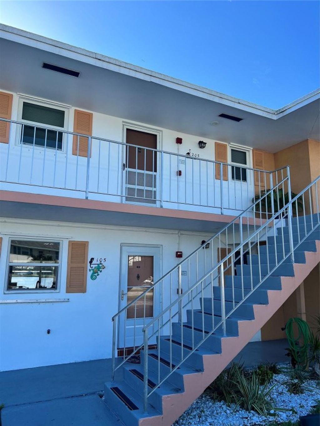 Photo of 1116 Lake Terrace #205G, Boynton Beach, FL 33426 (MLS # F10514949)