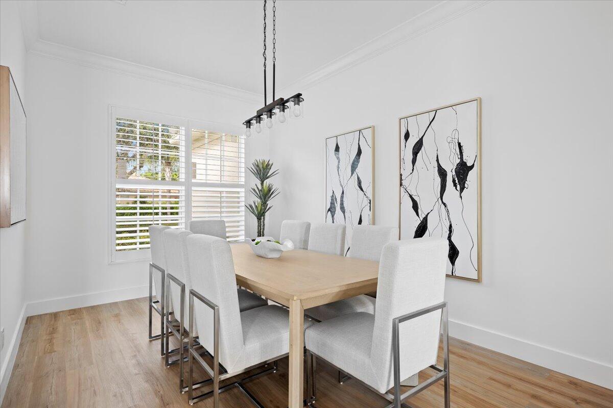 RIVERWALK 7 - Residential