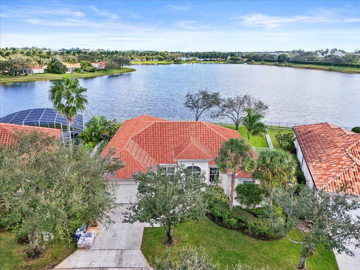 RIVERWALK 7 - Residential