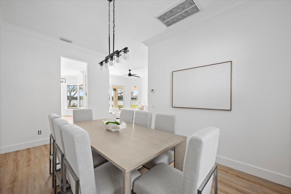 RIVERWALK 7 - Residential