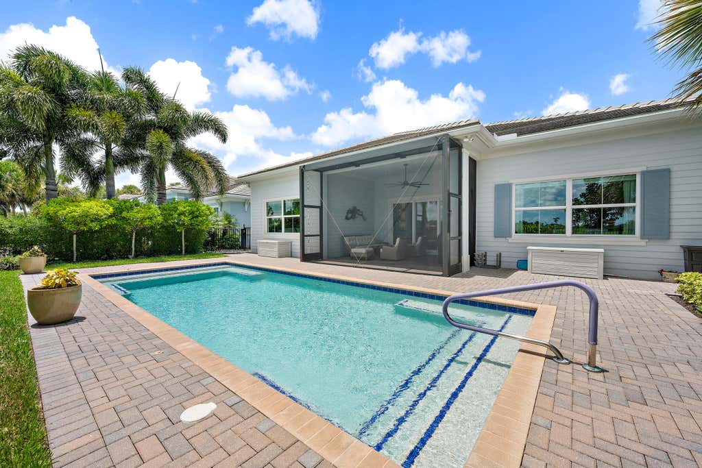 Photo of 9930 Timber Creek Way, Palm Beach Gardens, FL 33412 (MLS # B26058784)