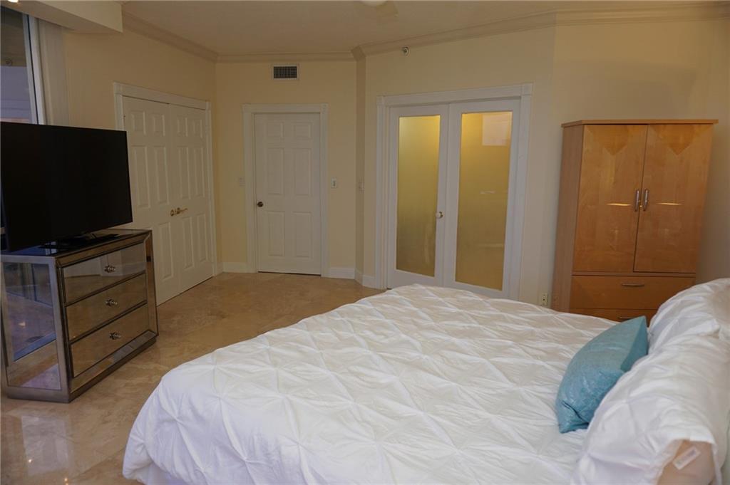 L'Hermitage I Condo - Residential Lease