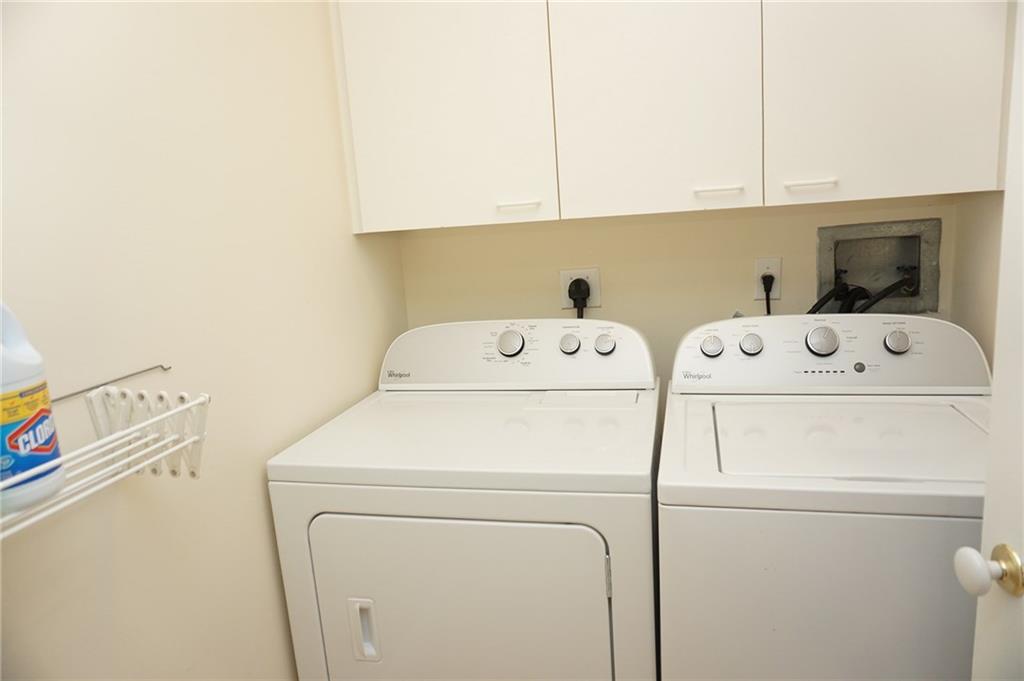 L'Hermitage I Condo - Residential Lease