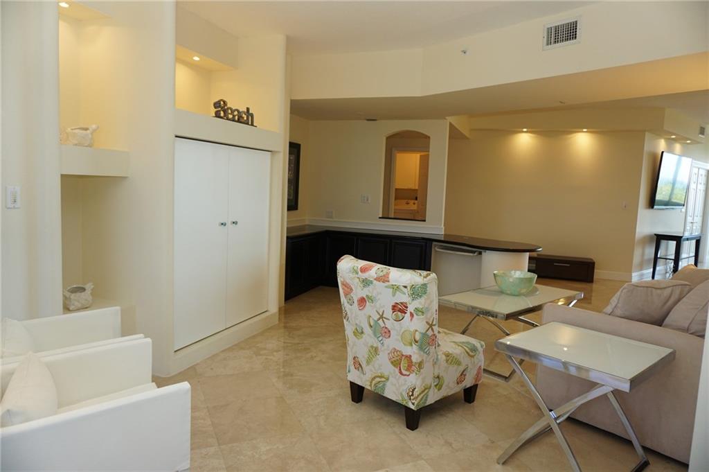 L'Hermitage I Condo - Residential Lease