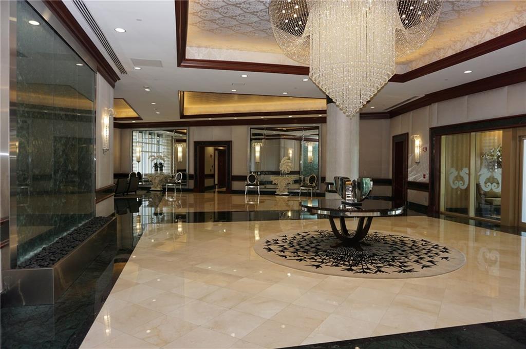 L'Hermitage I Condo - Residential Lease