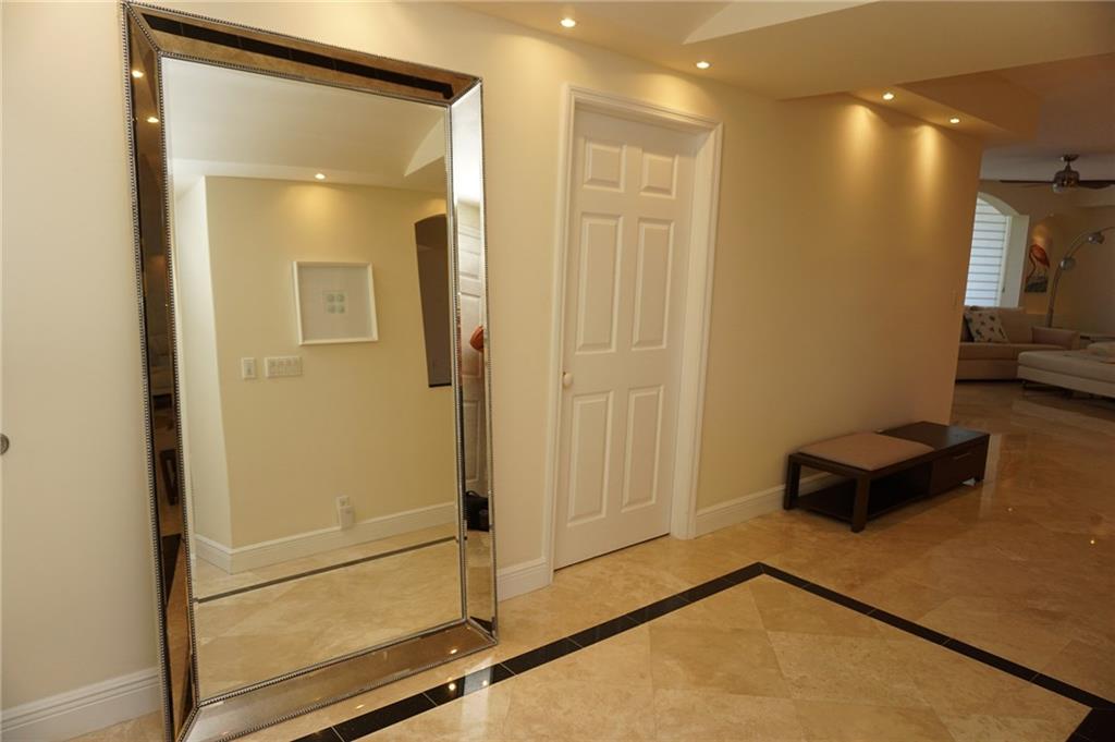 L'Hermitage I Condo - Residential Lease