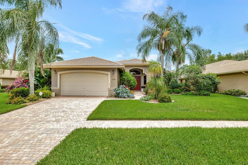Photo of 11086 Via Savona, Boynton Beach, FL 33437 (MLS # R10807527)