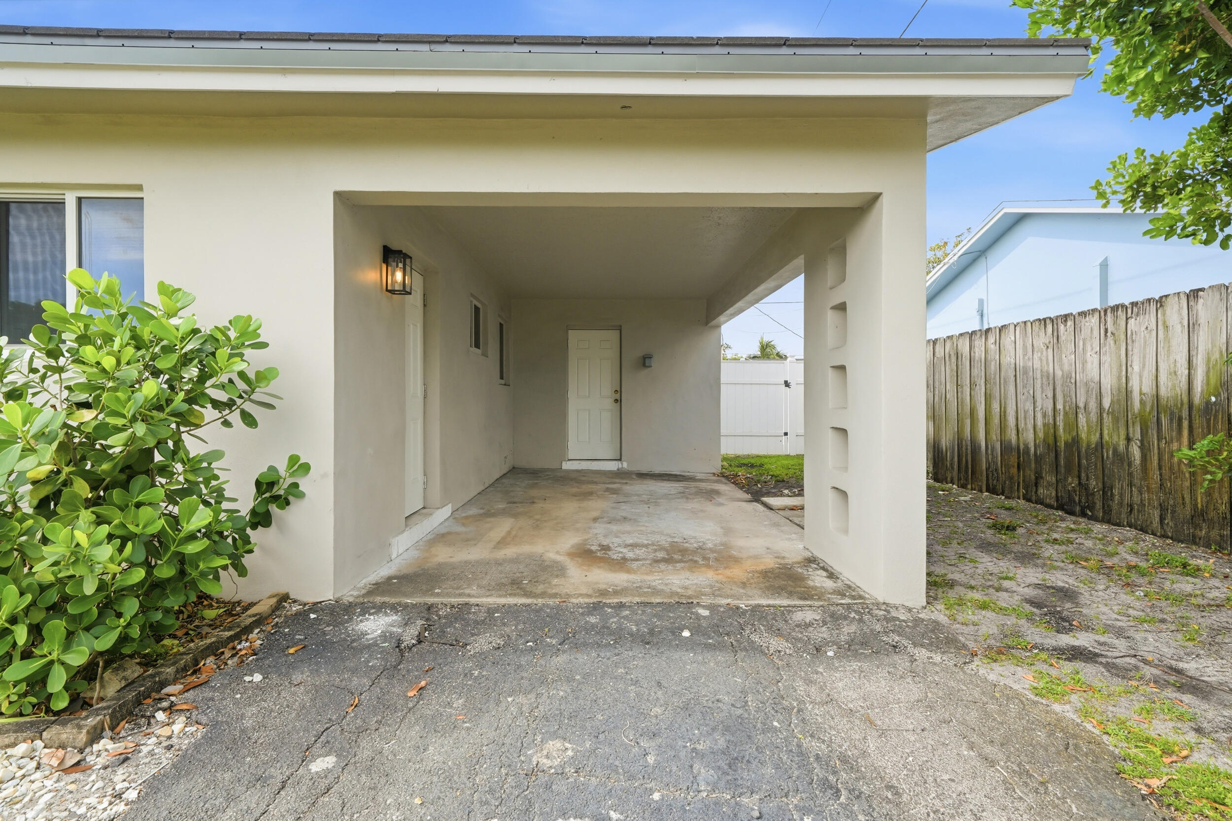 FAIRLAWN - Residential