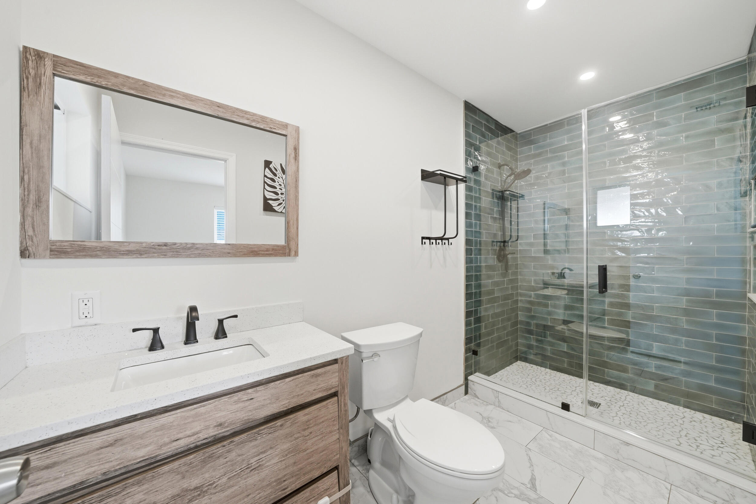 FAIRLAWN - Residential