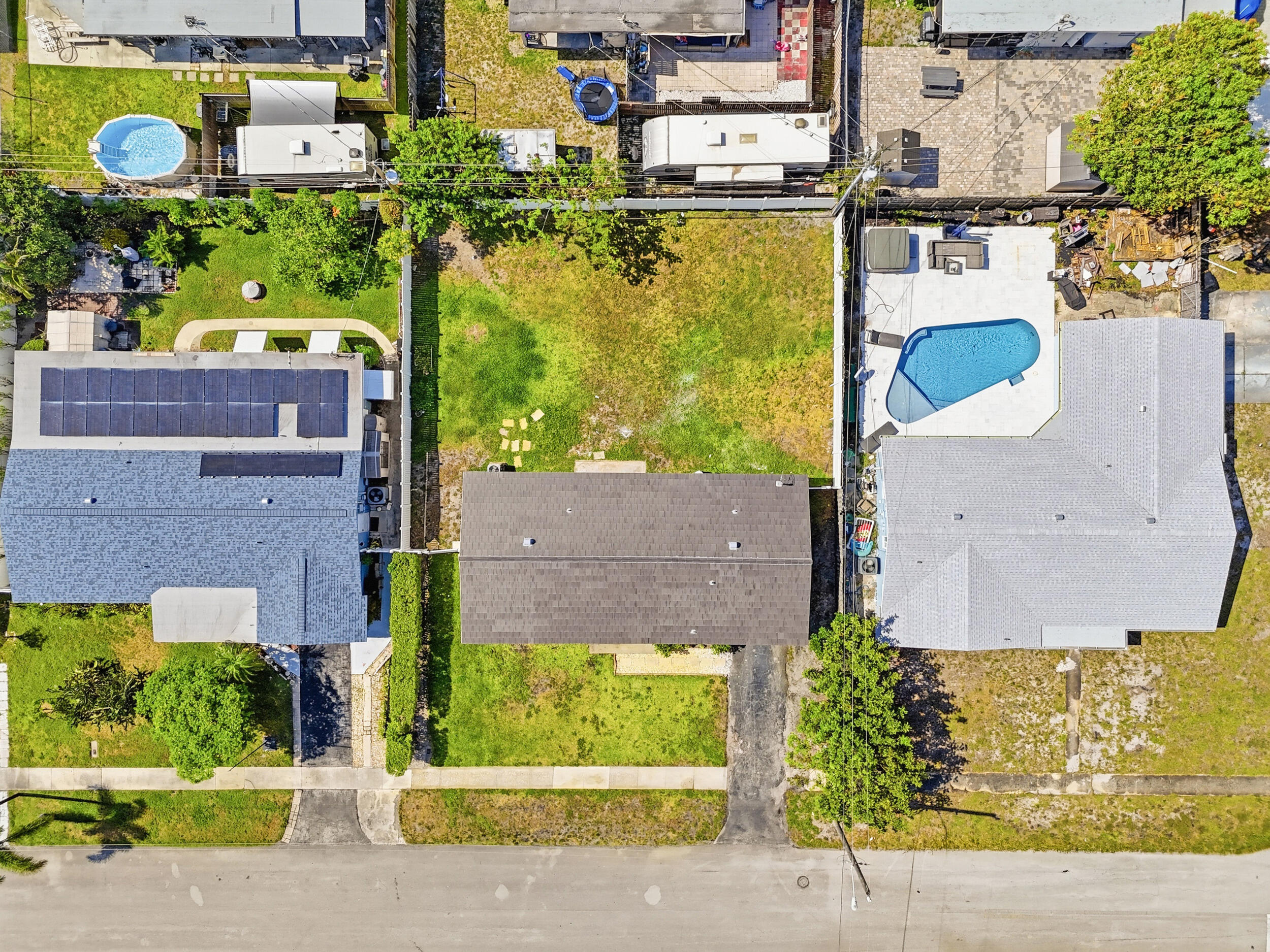 FAIRLAWN - Residential