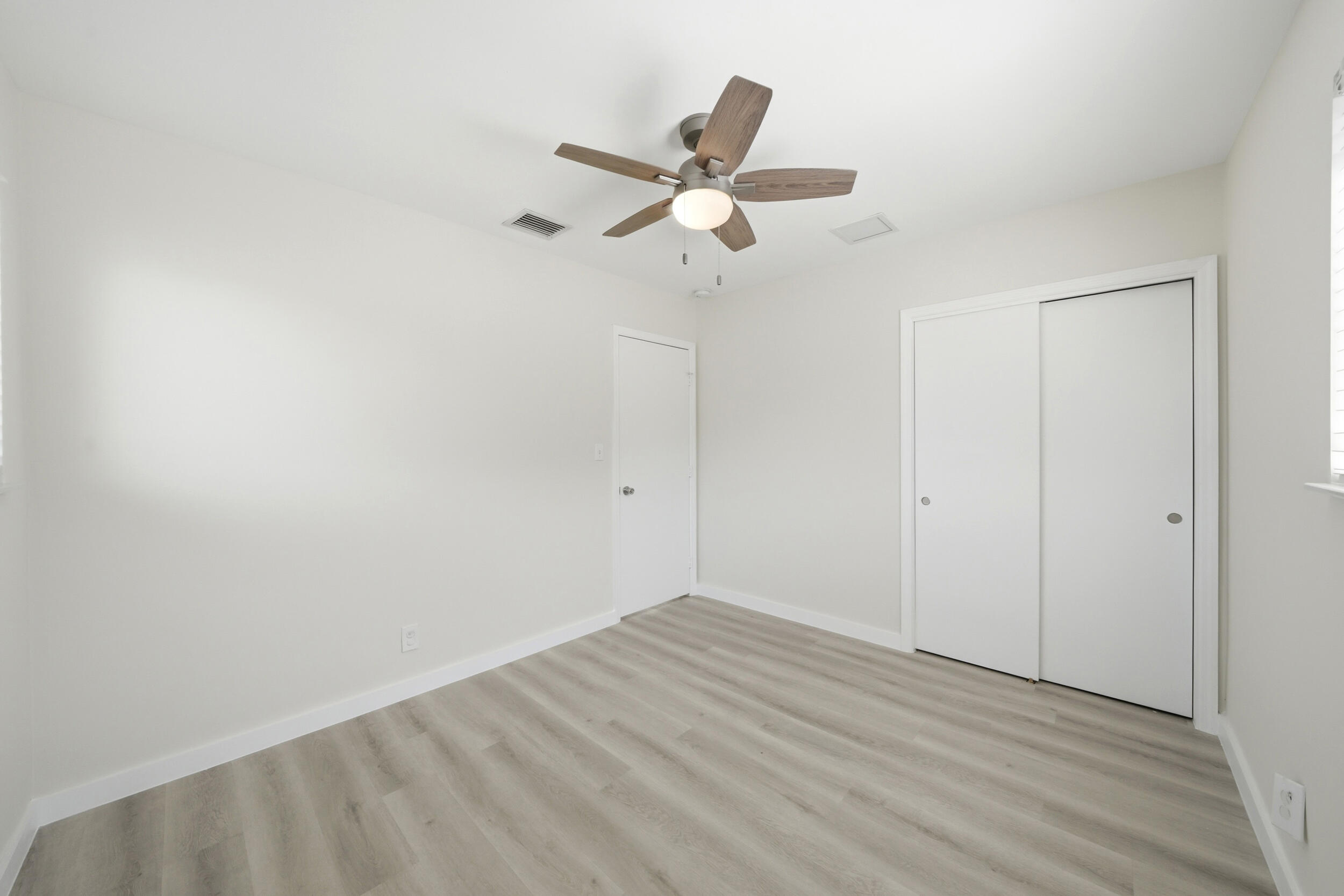 FAIRLAWN - Residential