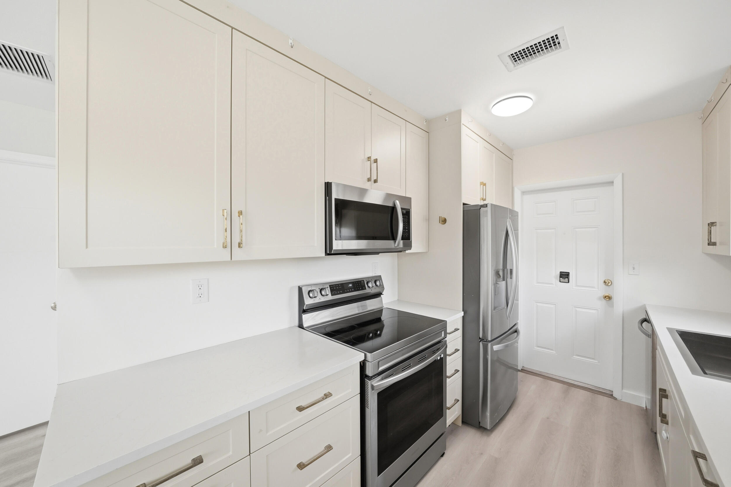 FAIRLAWN - Residential