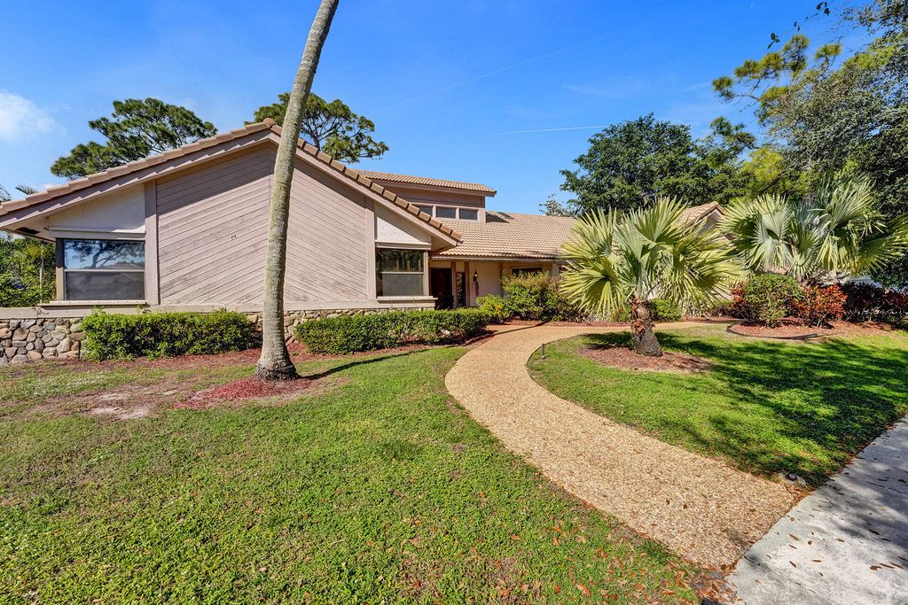 Photo of 3413 Pine Haven Circle, Boca Raton, FL 33431 (MLS # R10858248)