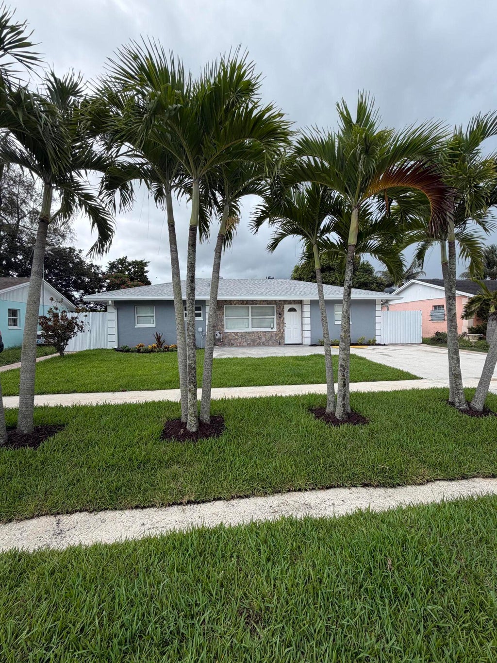 Photo of 5612 S 36th Street, Greenacres, FL 33463 (MLS # B26049738)