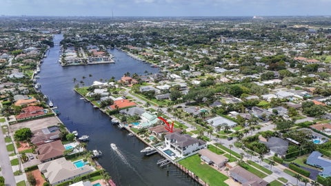 Tiny photo for 824 Shore Drive, North Palm Beach, FL 33408 (MLS # B26036242)