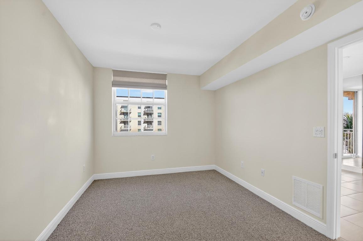 610 CLEMATIS CONDO - Residential