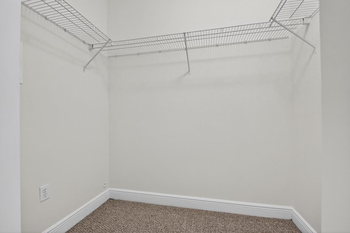 610 CLEMATIS CONDO - Residential