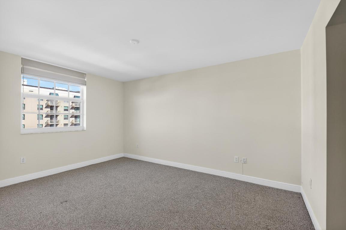 610 CLEMATIS CONDO - Residential