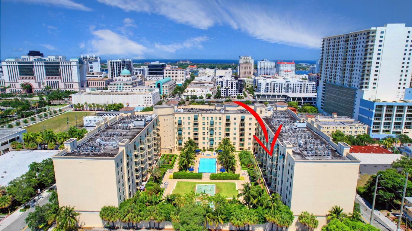 610 CLEMATIS CONDO - Residential