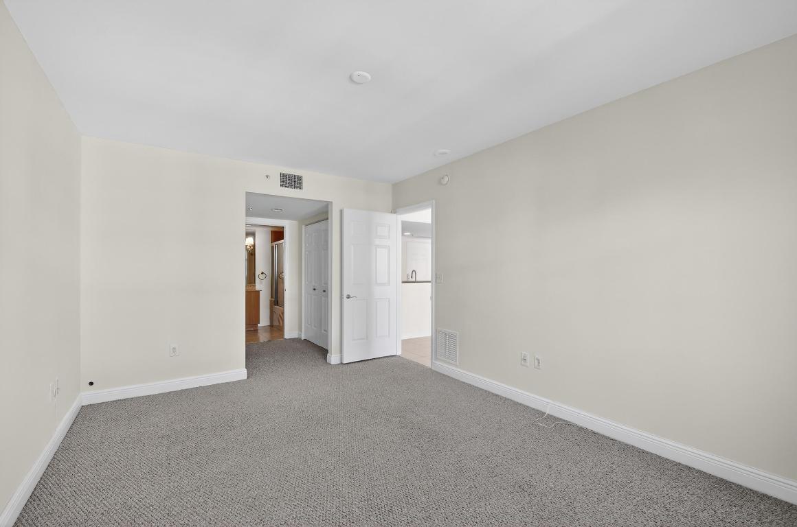 610 CLEMATIS CONDO - Residential