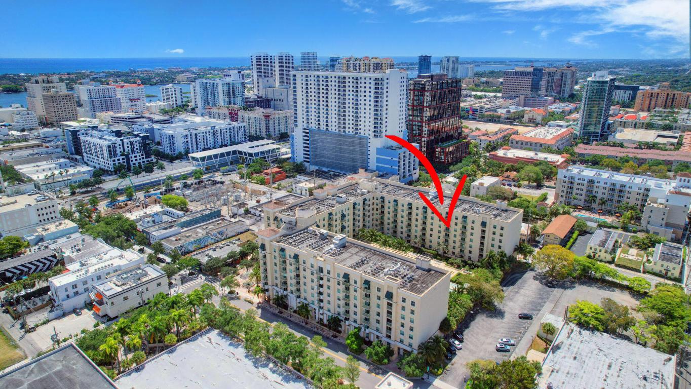 610 CLEMATIS CONDO - Residential