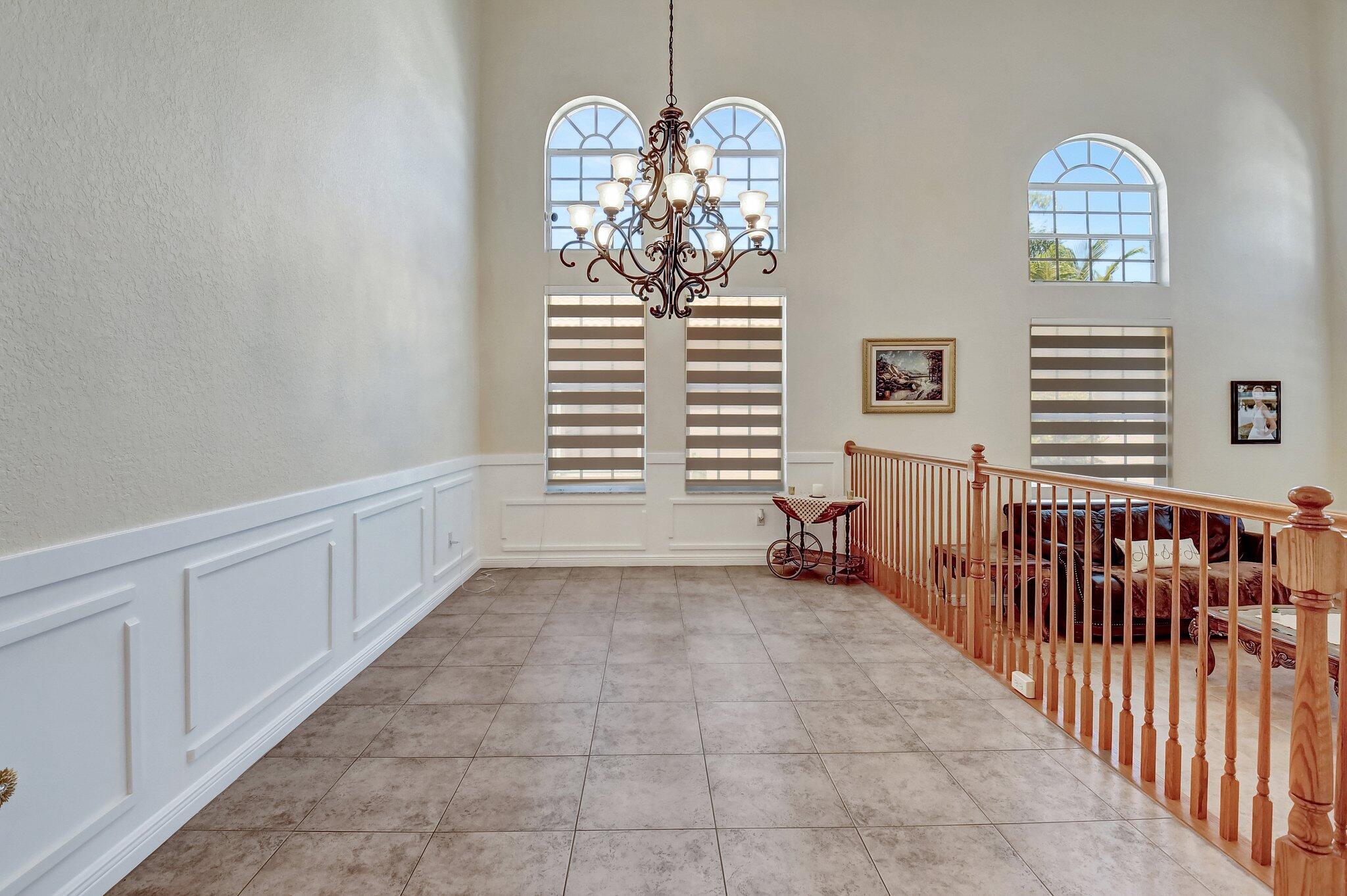 6425 Stonehurst Circle