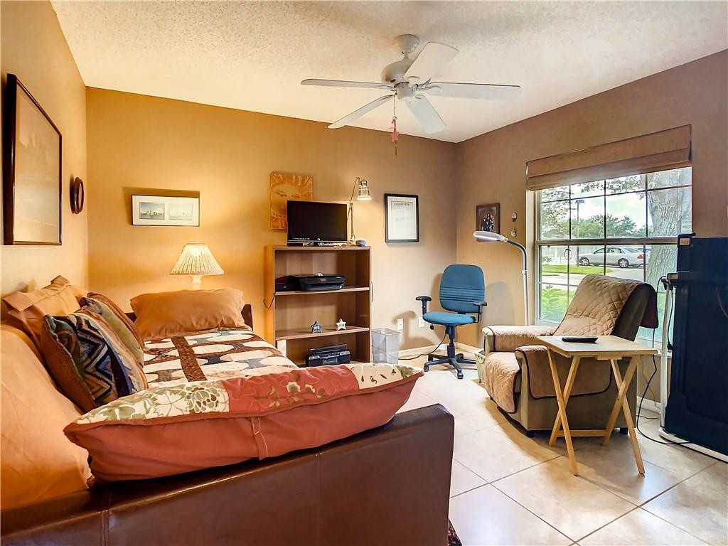 Waterford Lakes - Residential