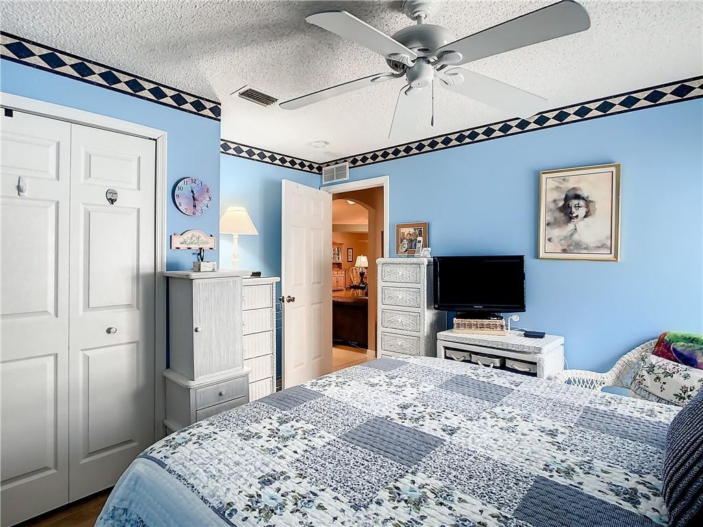 Waterford Lakes - Residential