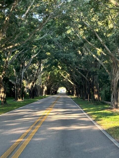 HOBE HILLS - Residential