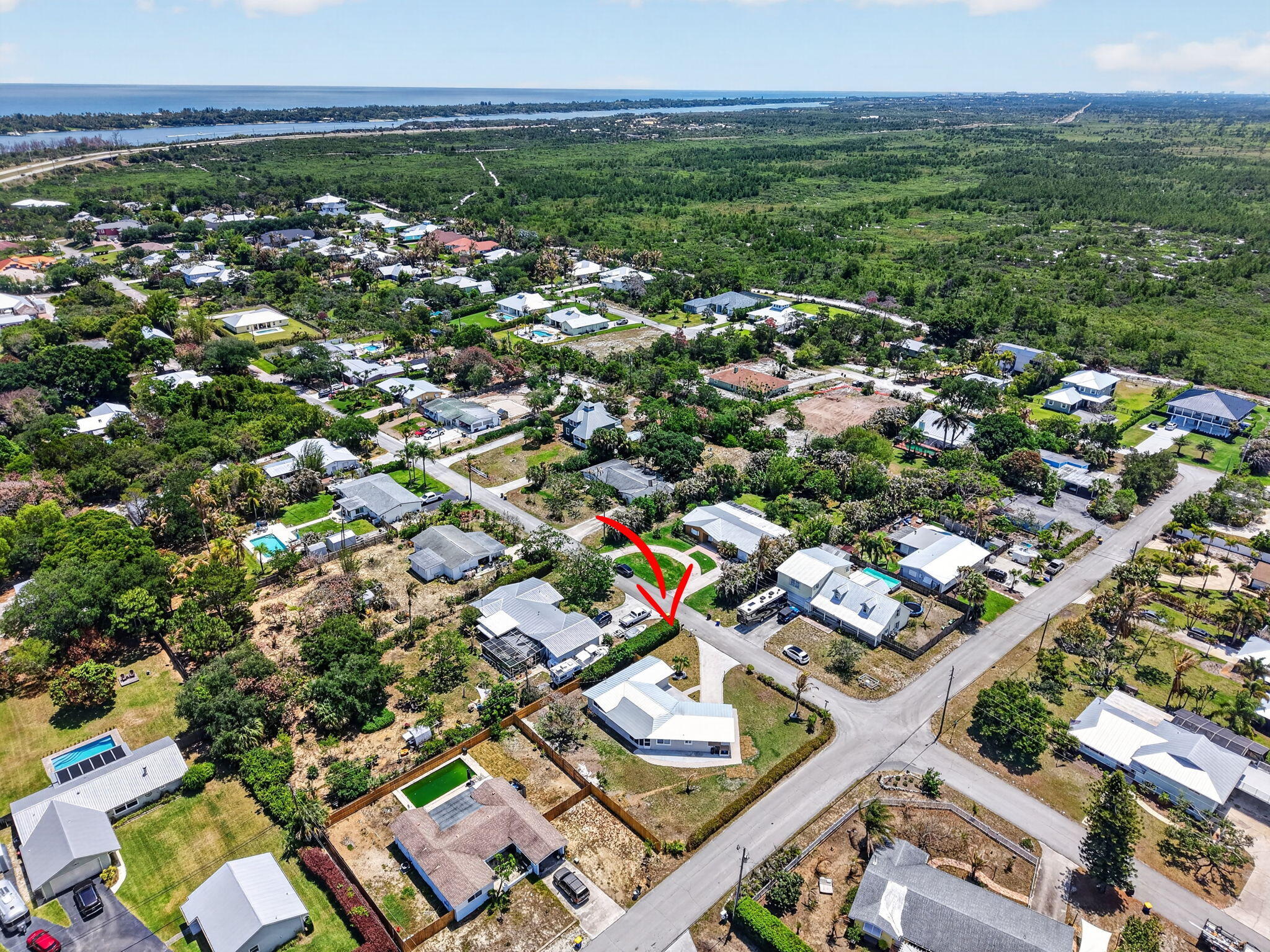 HOBE HILLS - Residential